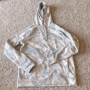 Mens line hoodie size small